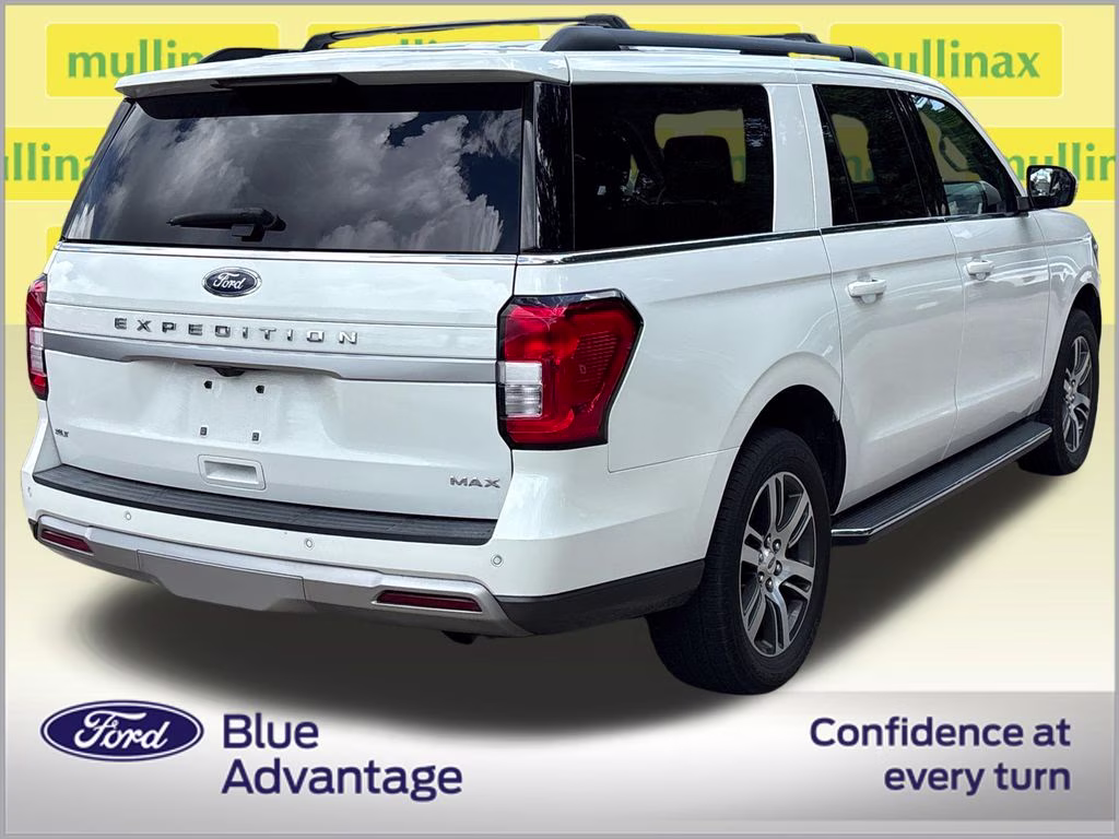 2022 White Metallic Ford Expedition Max XLT RWD SUV