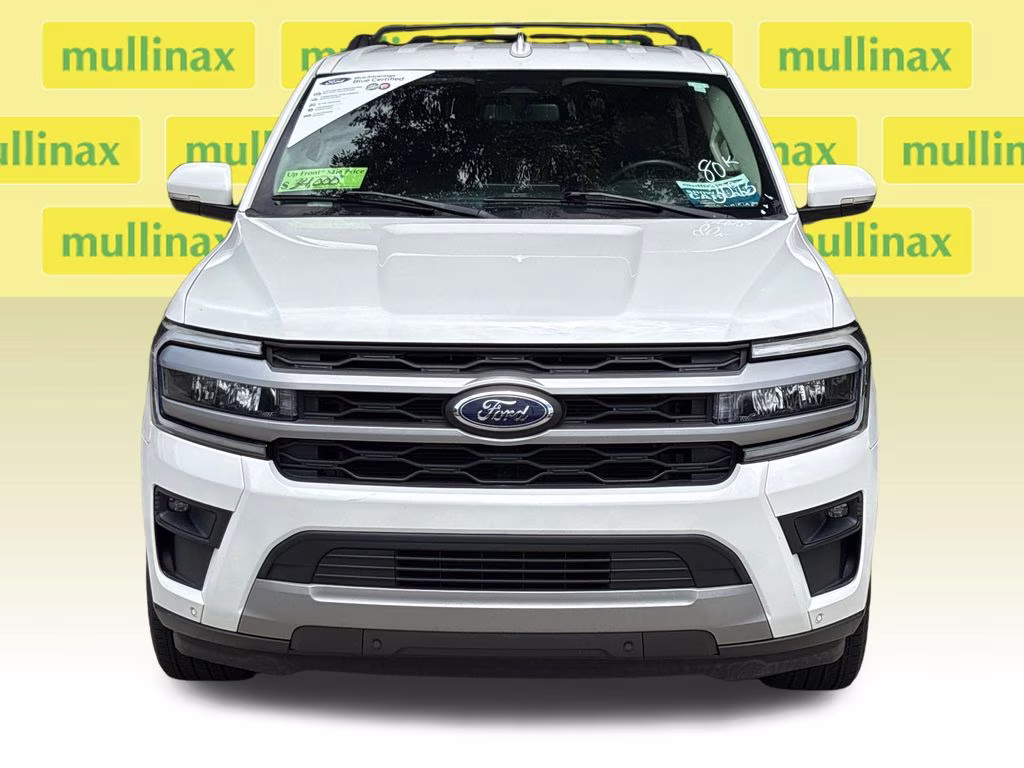 2022 White Metallic Ford Expedition Max XLT RWD SUV