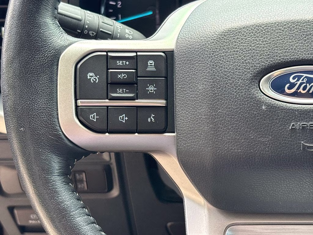 2022 White Metallic Ford Expedition Max XLT RWD SUV
