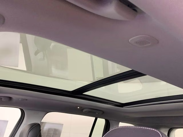 2024 Baltic Gray Metallic Clearcoat Jeep Grand Cherokee Limited 4X4 SUV