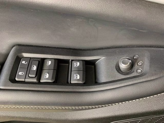 2024 Baltic Gray Metallic Clearcoat Jeep Grand Cherokee Limited 4X4 SUV