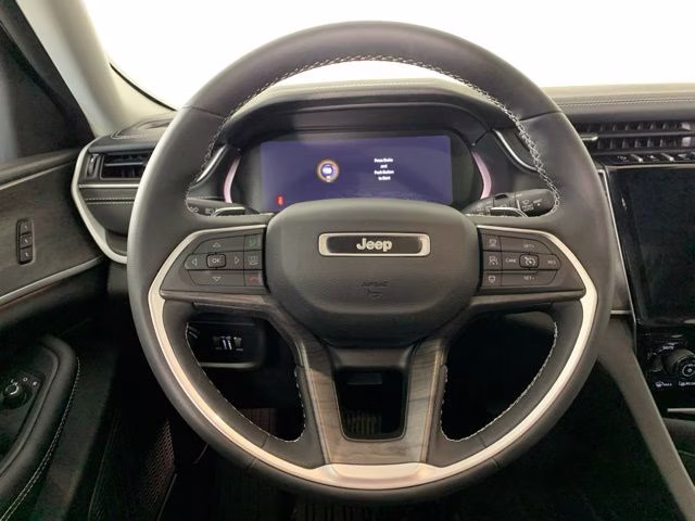 2024 Baltic Gray Metallic Clearcoat Jeep Grand Cherokee Limited 4X4 SUV