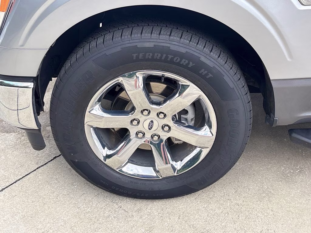 2023 Silver Ford F-150 XLT RWD Truck