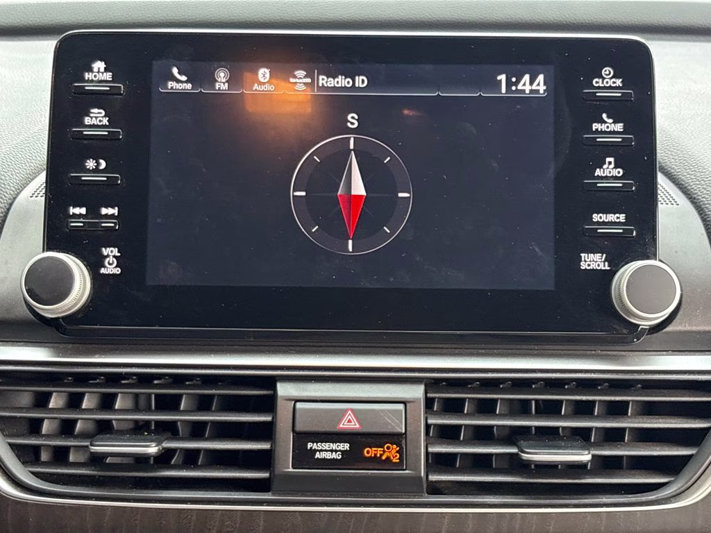 2018 Lunar Silver Metallic Honda Accord EX-L FWD Sedan
