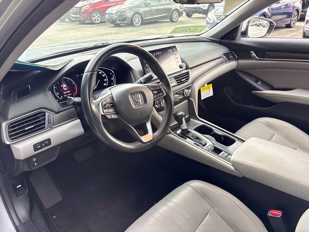 2018 Lunar Silver Metallic Honda Accord EX-L FWD Sedan