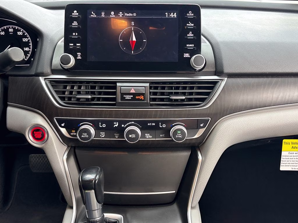 2018 Lunar Silver Metallic Honda Accord EX-L FWD Sedan