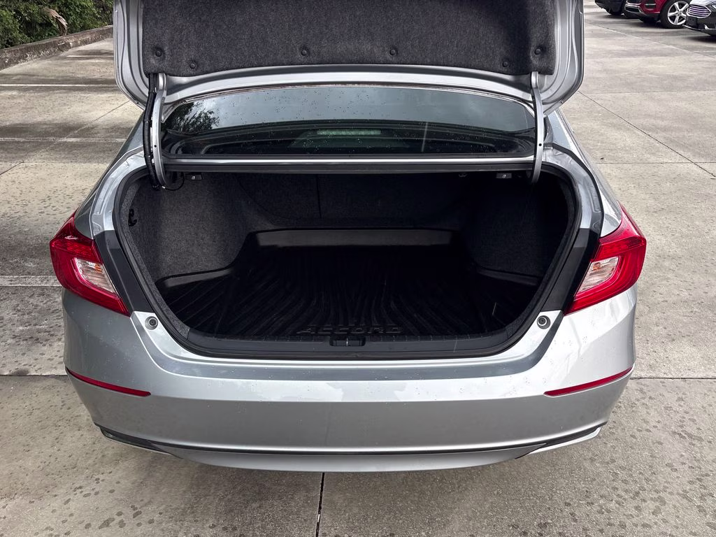2018 Lunar Silver Metallic Honda Accord EX-L FWD Sedan