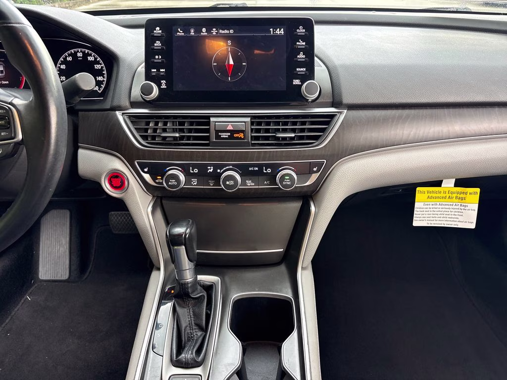 2018 Lunar Silver Metallic Honda Accord EX-L FWD Sedan
