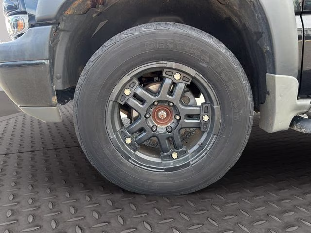 2005 Smokin Asphalt Chevrolet Tahoe Z71 4X4 SUV