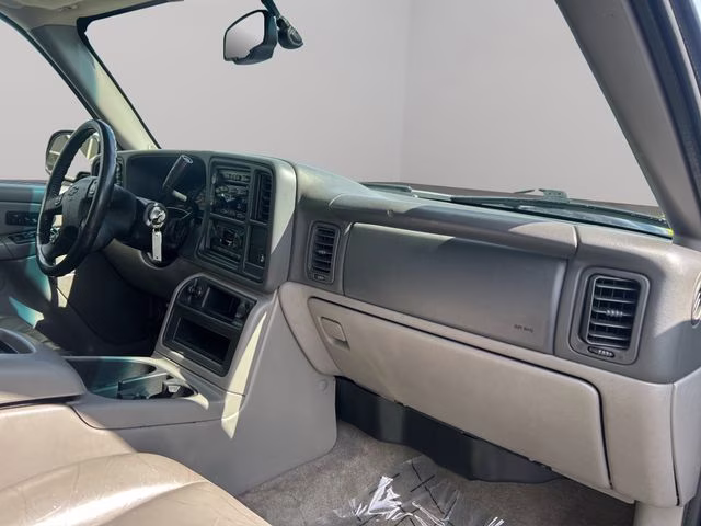 2005 Smokin Asphalt Chevrolet Tahoe Z71 4X4 SUV