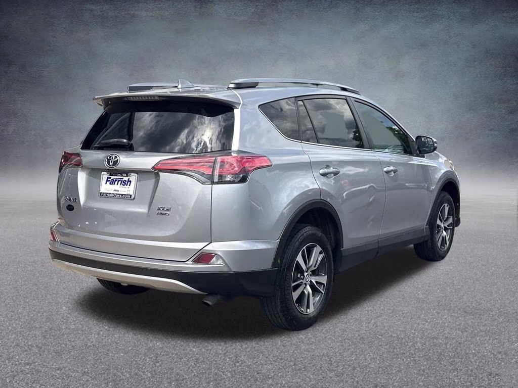 2017 Silver Sky Metallic Toyota RAV4 XLE AWD SUV