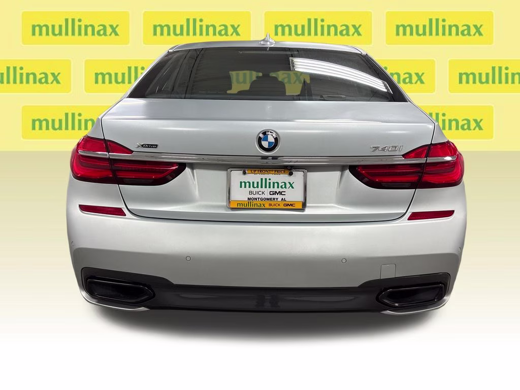 2018 Carbon Black Metallic BMW 7 Series 740i xDrive AWD Sedan
