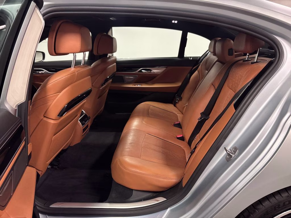 2018 Carbon Black Metallic BMW 7 Series 740i xDrive AWD Sedan