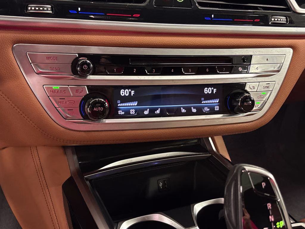 2018 Carbon Black Metallic BMW 7 Series 740i xDrive AWD Sedan
