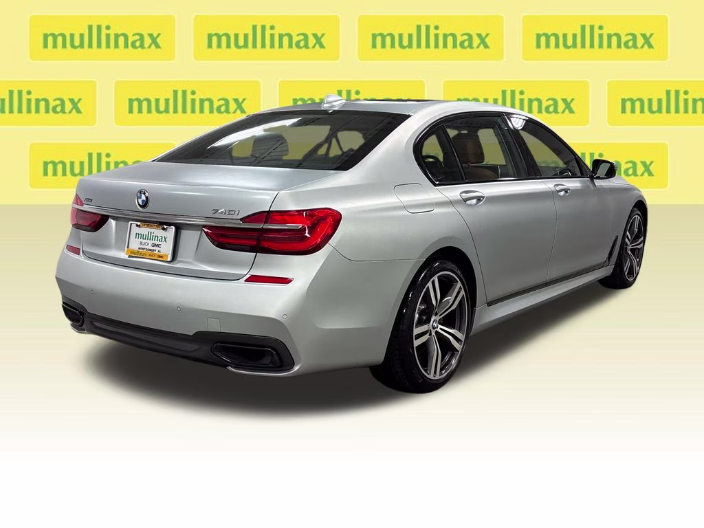2018 Carbon Black Metallic BMW 7 Series 740i xDrive AWD Sedan