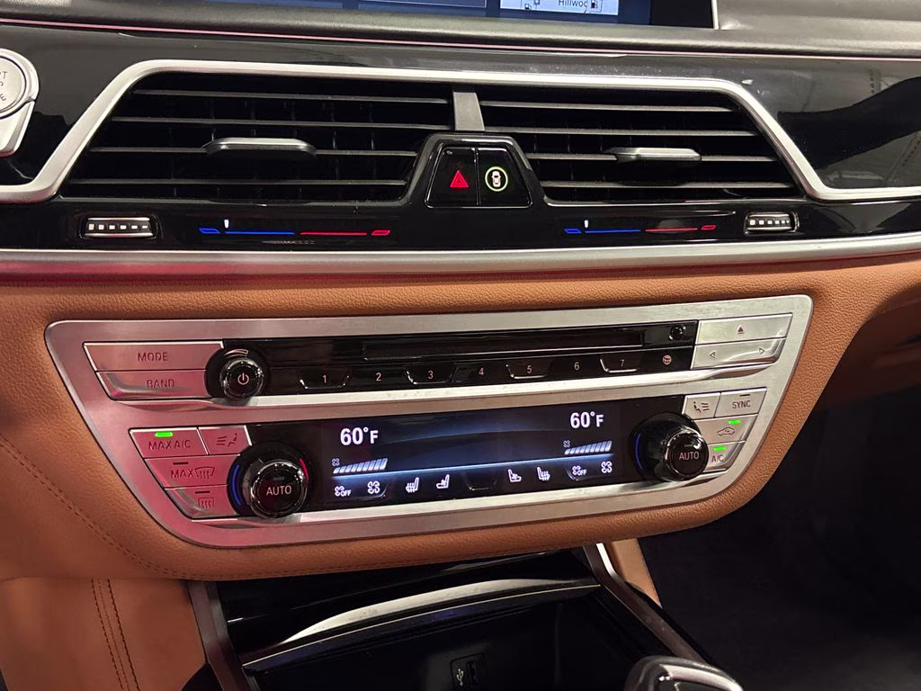 2018 Carbon Black Metallic BMW 7 Series 740i xDrive AWD Sedan