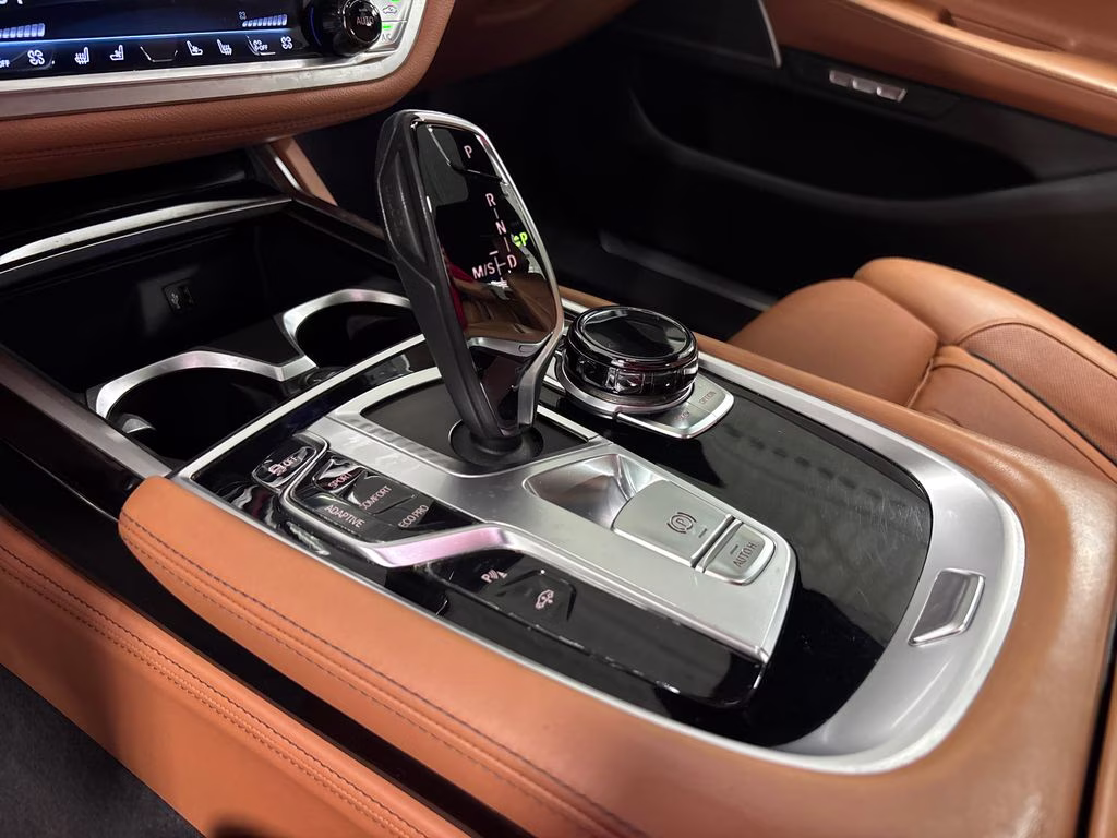2018 Carbon Black Metallic BMW 7 Series 740i xDrive AWD Sedan