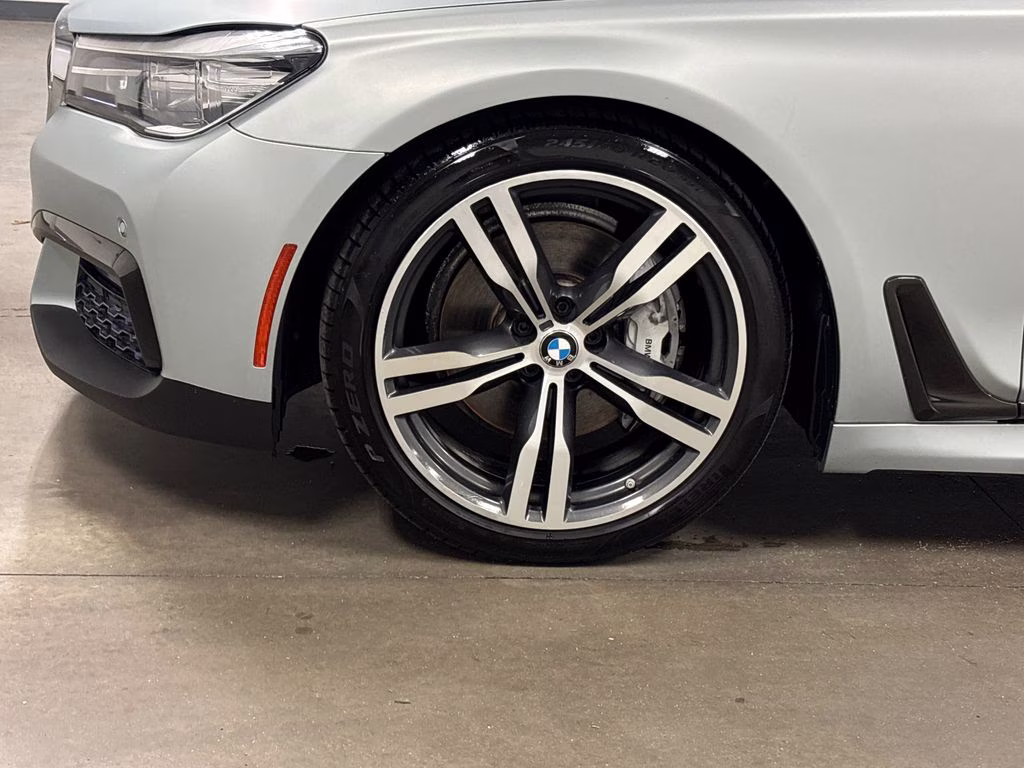 2018 Carbon Black Metallic BMW 7 Series 740i xDrive AWD Sedan