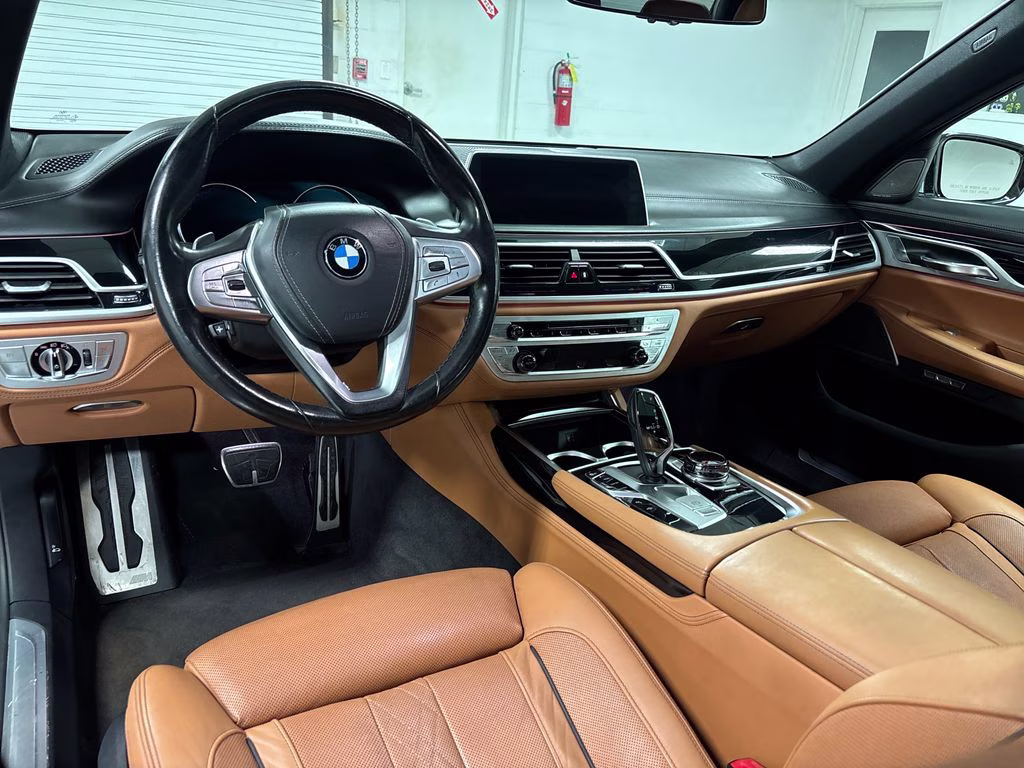 2018 Carbon Black Metallic BMW 7 Series 740i xDrive AWD Sedan