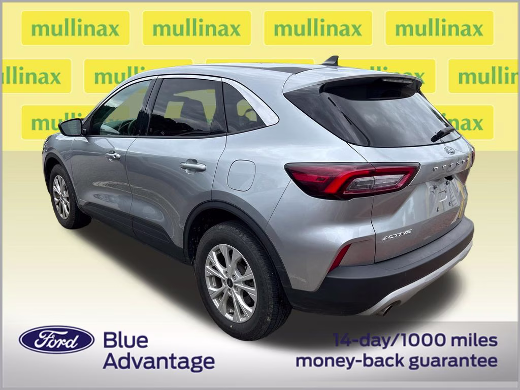 2024 Iconic Silver Metallic Ford Escape Active FWD SUV