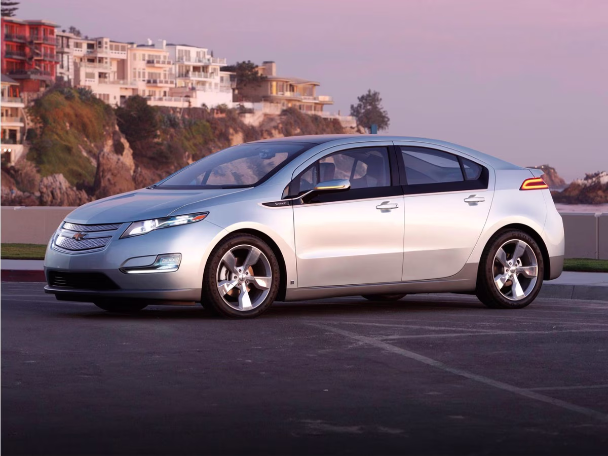 2013 Summit White Chevrolet Volt Base FWD Hatchback