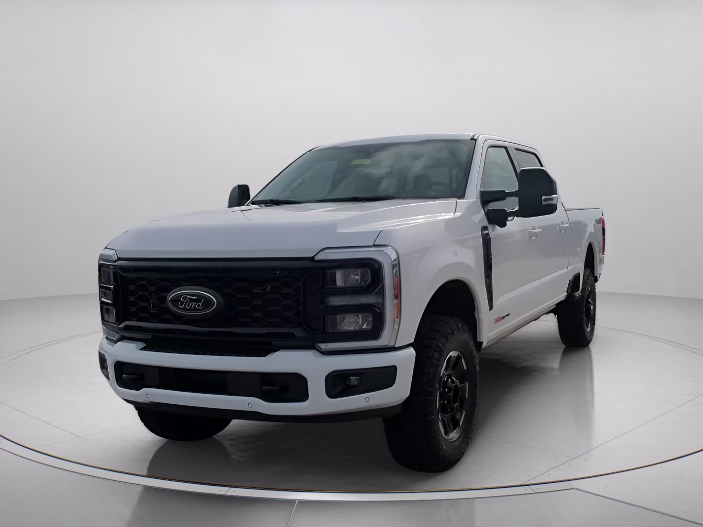 2026 Star White Metallic Tri-Coat Ford Super Duty F-250 SRW LARIAT Crew Cab Pickup 4X4 Truck