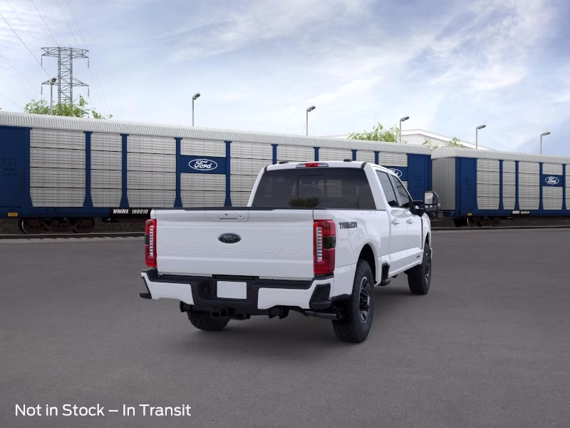2026 Oxford White Ford Super Duty F-250 SRW LARIAT Crew Cab Pickup 4X4 Truck