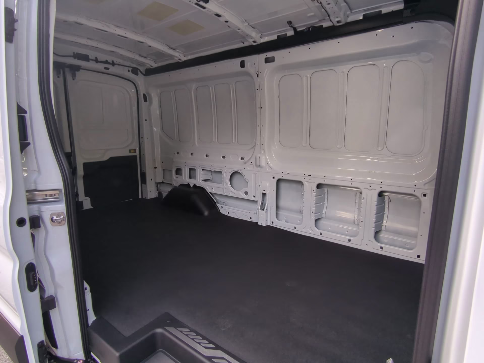 2026 Oxford White Ford Transit Cargo Van XL RWD Van