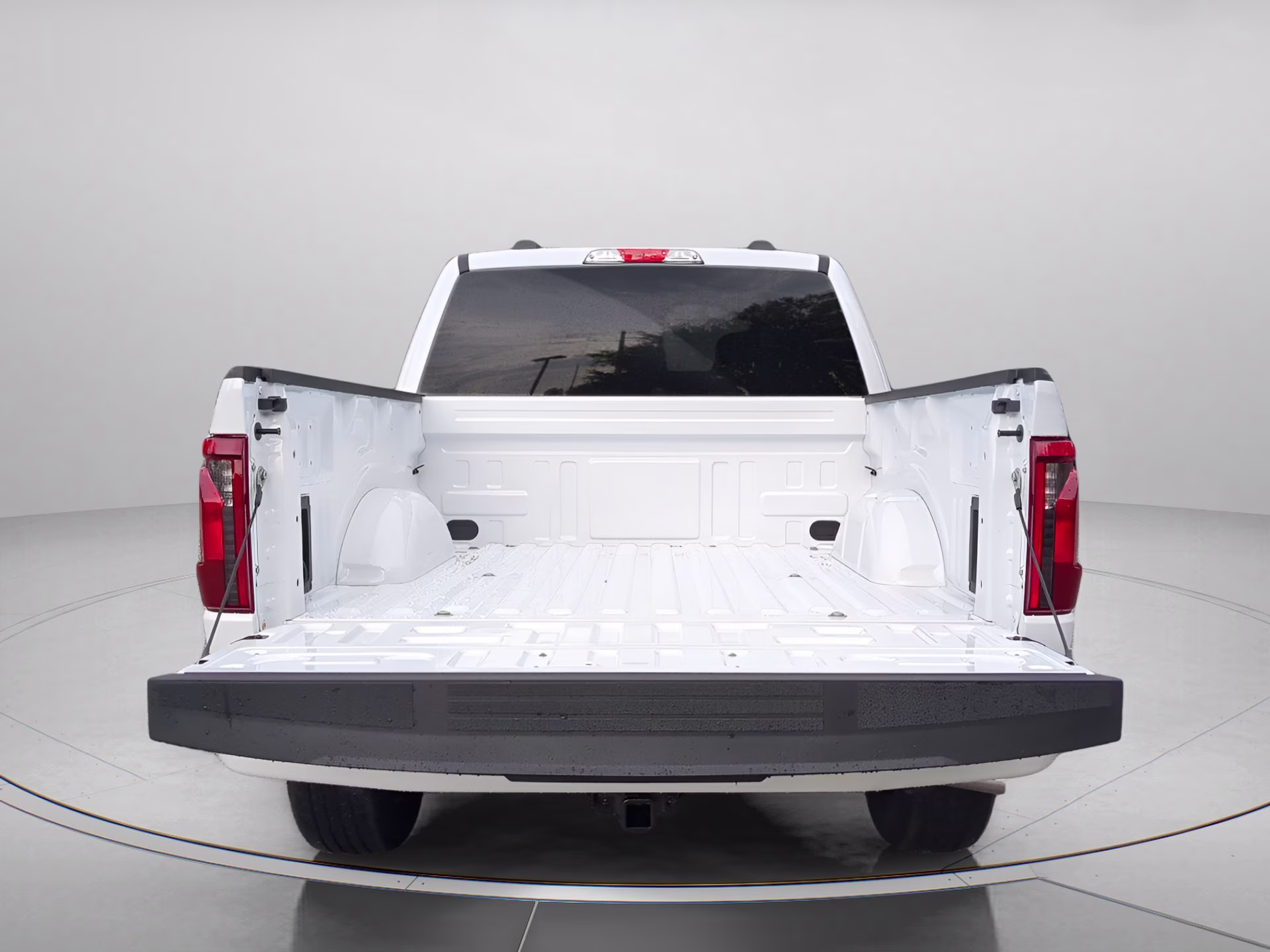2026 Oxford White Ford F-150 STX Crew Cab Pickup 4X4 Truck