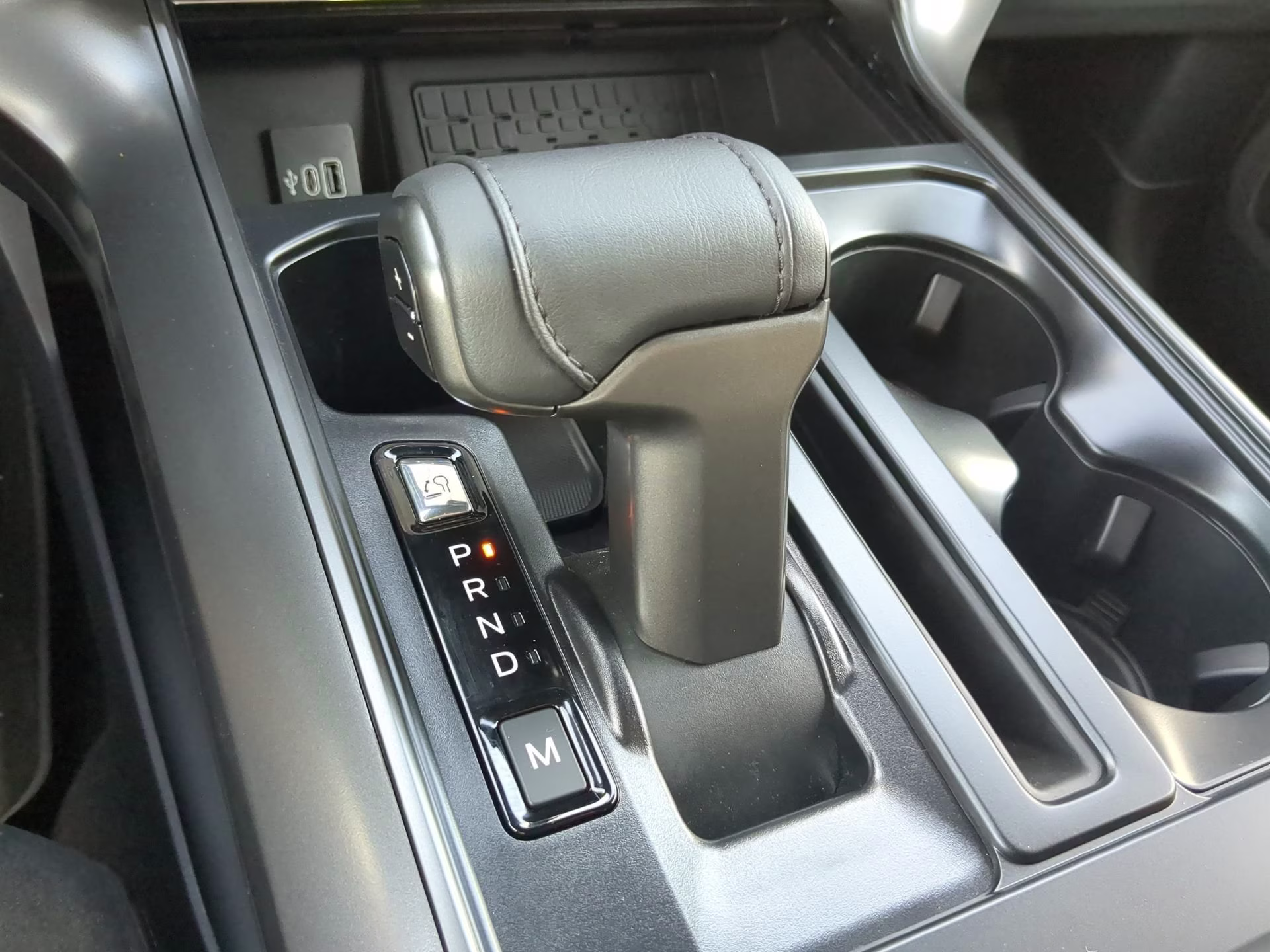 2026 Carbonized Gray Metallic Ford F-150 LARIAT Crew Cab Pickup 4X4 Truck