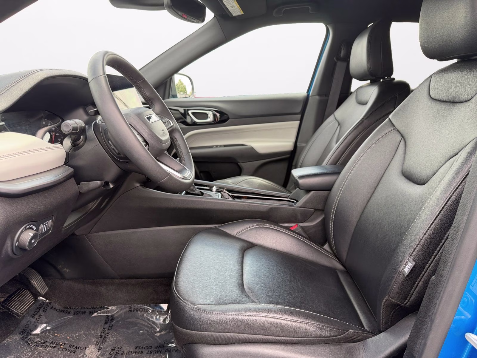2025 Hydro Blue Pearlcoat Jeep Compass Limited 4X4 SUV
