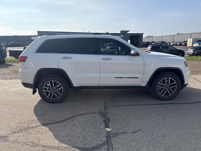 2021 Bright White Clearcoat Jeep Grand Cherokee Limited 4X4 SUV