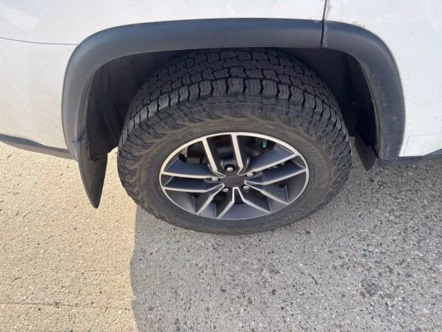 2021 Bright White Clearcoat Jeep Grand Cherokee Limited 4X4 SUV