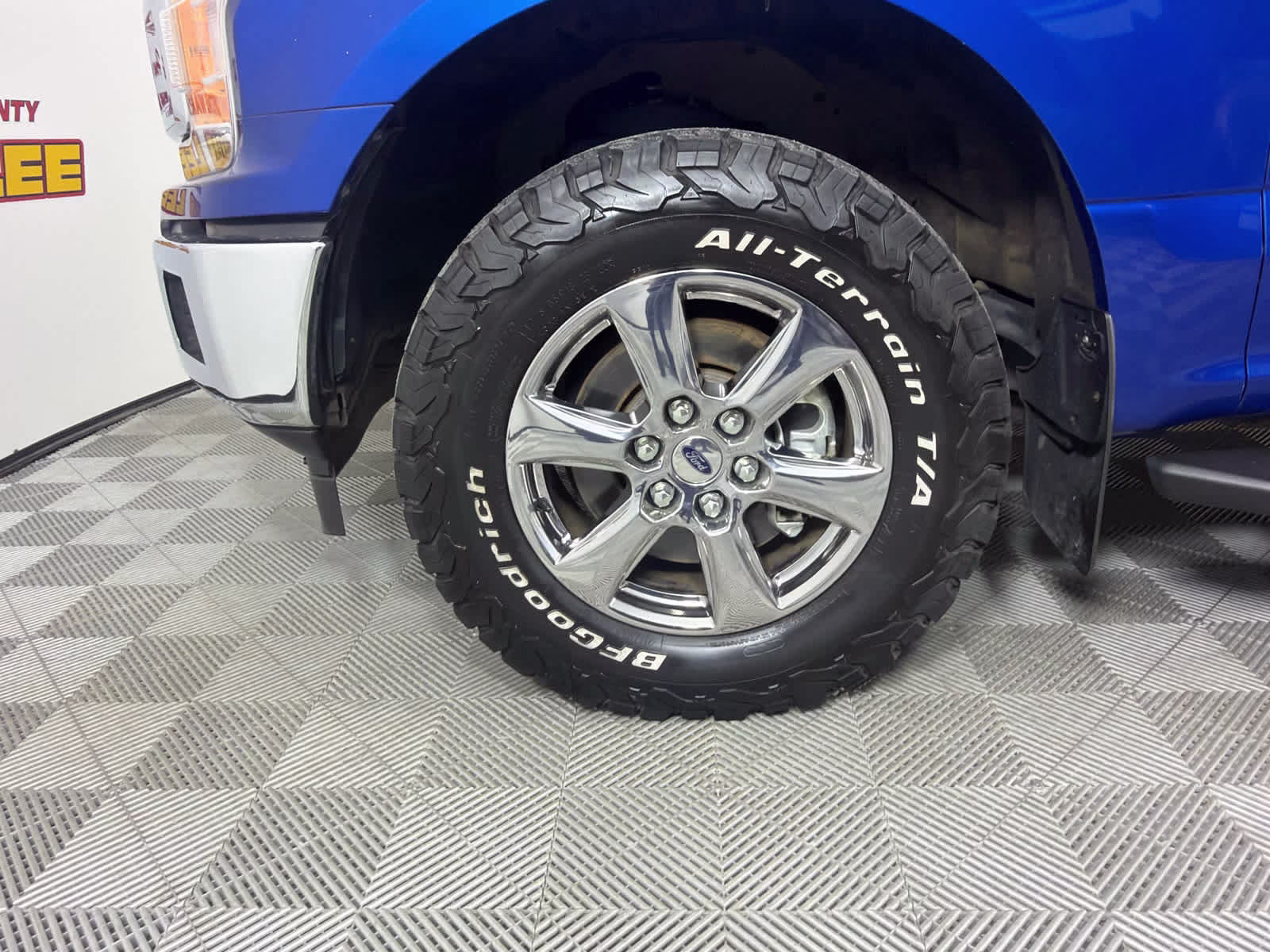 2018 Lightning Blue Ford F-150 XLT 4X4 Truck