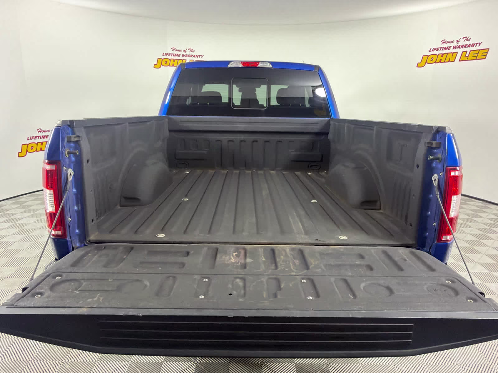 2018 Lightning Blue Ford F-150 XLT 4X4 Truck
