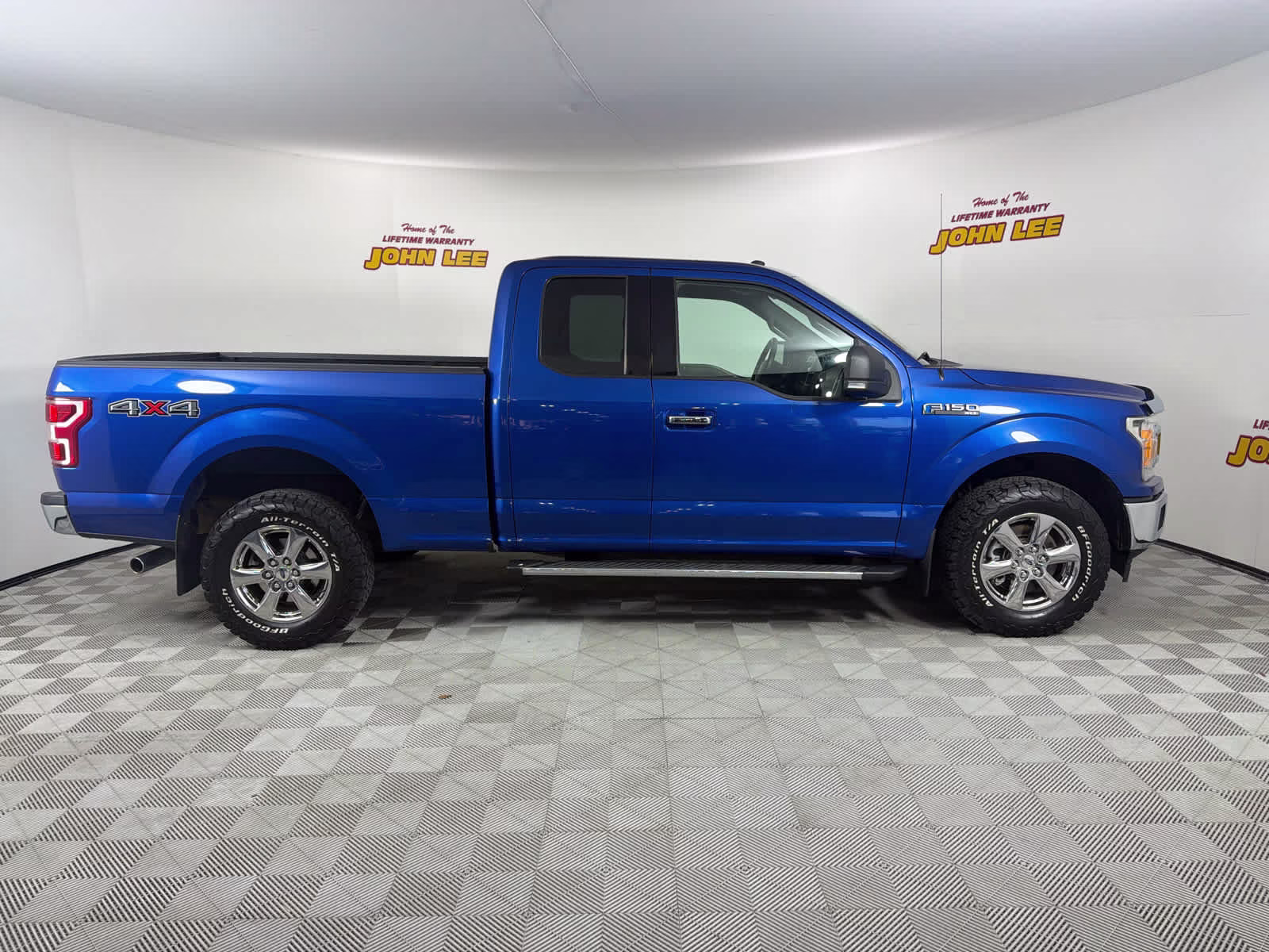 2018 Lightning Blue Ford F-150 XLT 4X4 Truck