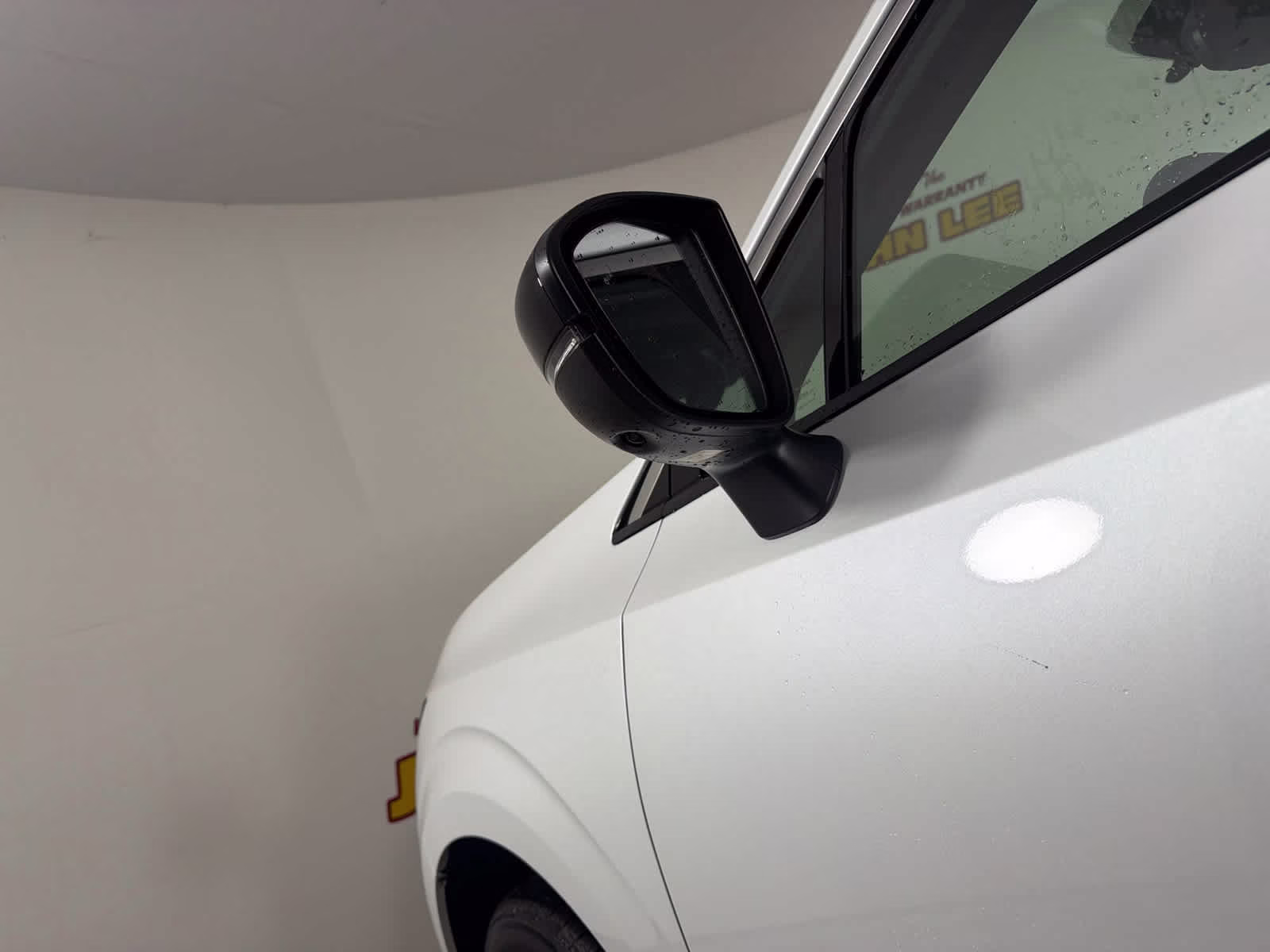 2026 Everest White Pearl Tricoat Nissan Murano Platinum AWD SUV