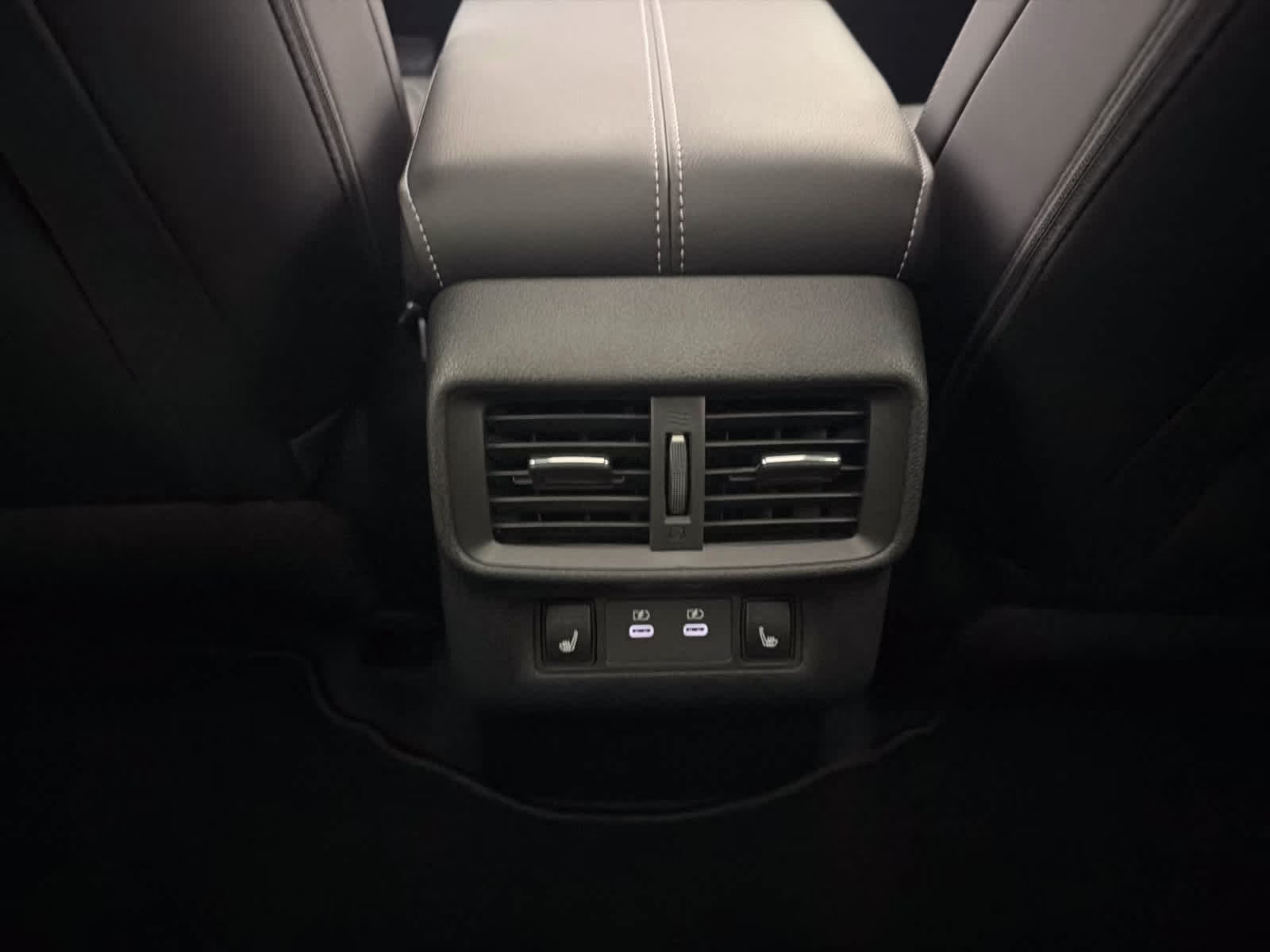 2026 Everest White Pearl Tricoat Nissan Murano Platinum AWD SUV