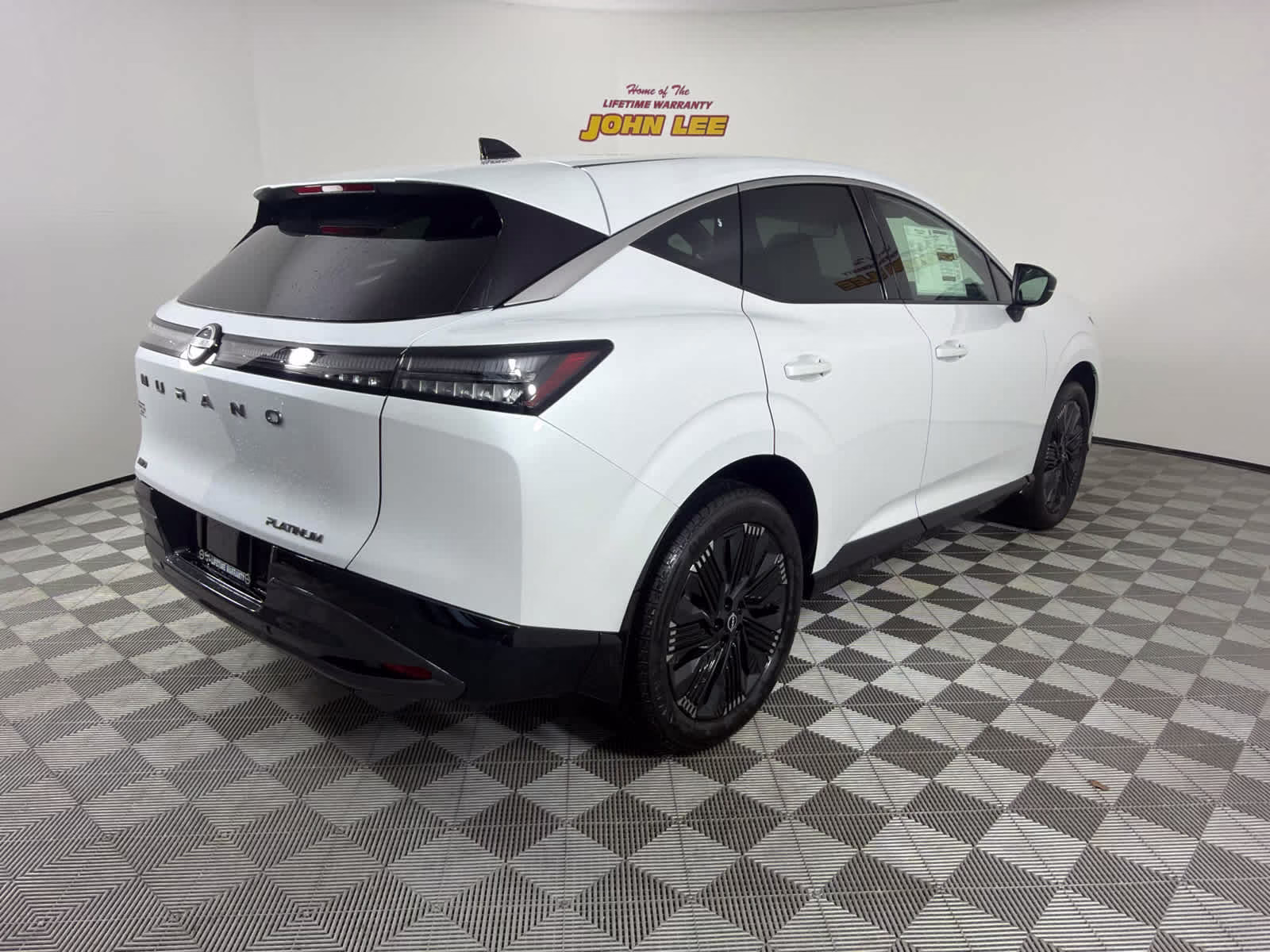 2026 Everest White Pearl Tricoat Nissan Murano Platinum AWD SUV