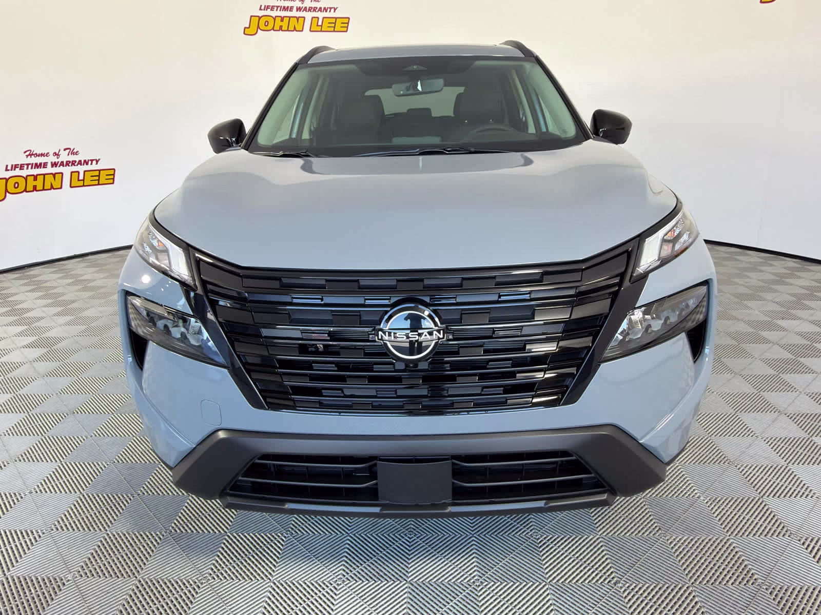 2026 Boulder Gray Pearl Nissan Rogue Dark Armor FWD SUV