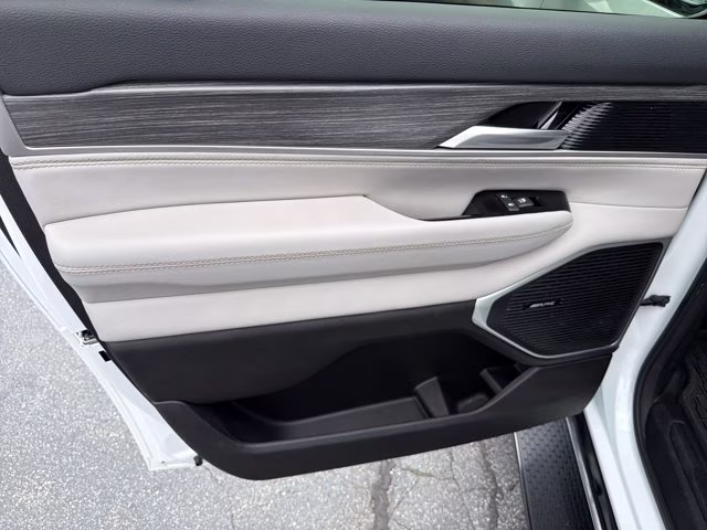2024 Bright White Clearcoat Jeep Wagoneer Series II L RWD SUV