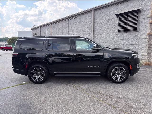 2024 Diamond Black Crystal Pearlcoat Jeep Wagoneer Series II RWD SUV