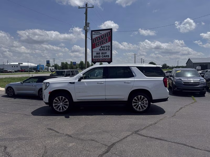 2022 Summit White GMC Yukon Denali 4X4 SUV