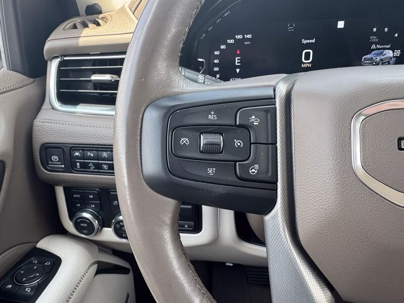 2022 Summit White GMC Yukon Denali 4X4 SUV
