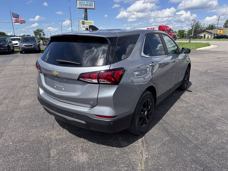 2024 Sterling Gray Metallic Chevrolet Equinox LT FWD SUV