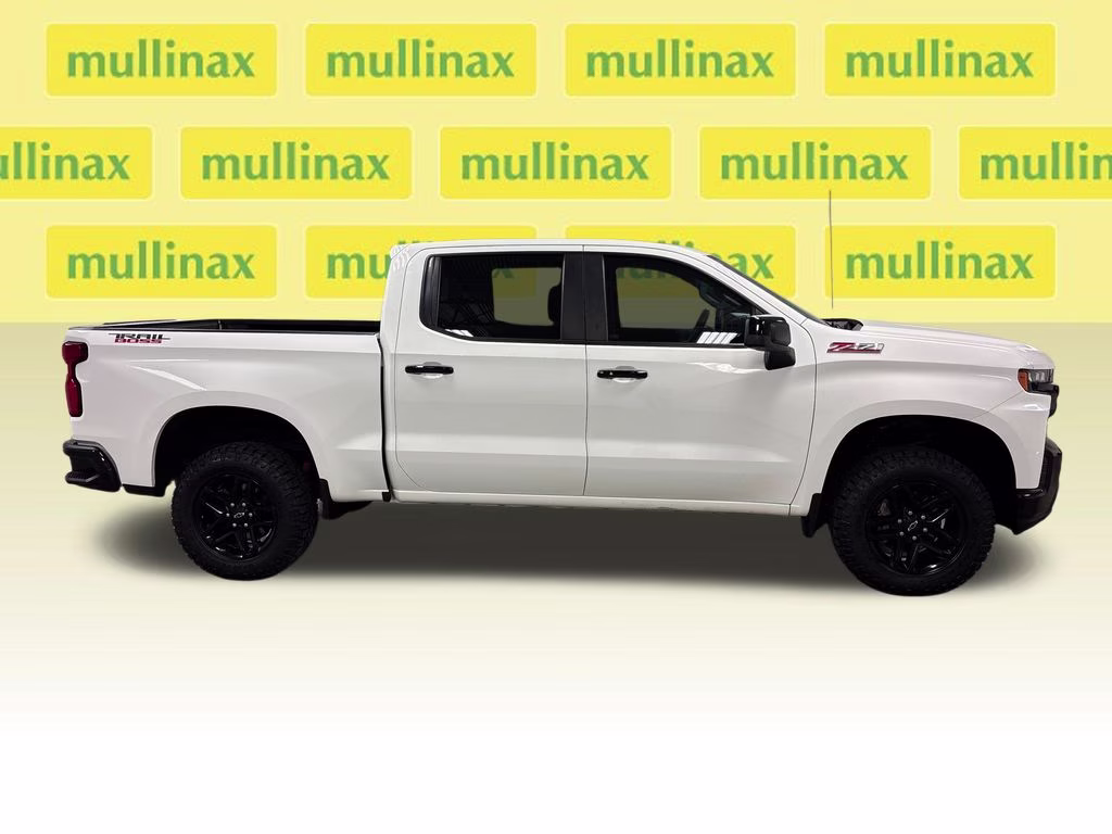 2022 Summit White Chevrolet Silverado 1500 LTD LT Trail Boss 4X4 Truck