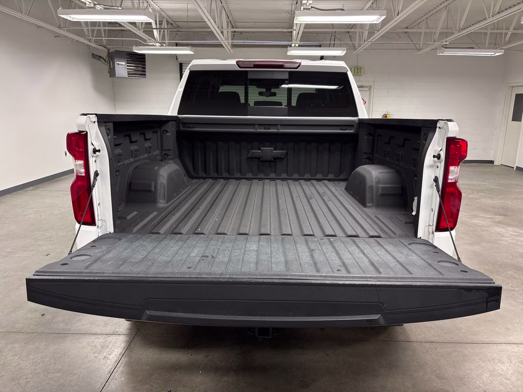 2022 Summit White Chevrolet Silverado 1500 LTD LT Trail Boss 4X4 Truck