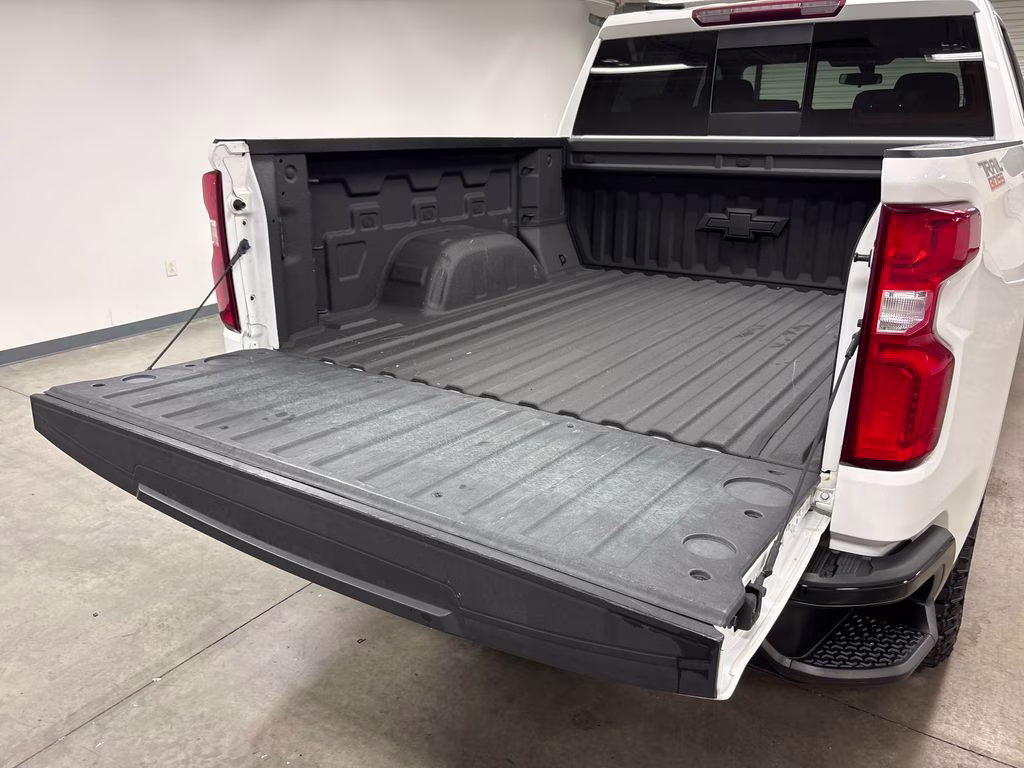 2022 Summit White Chevrolet Silverado 1500 LTD LT Trail Boss 4X4 Truck