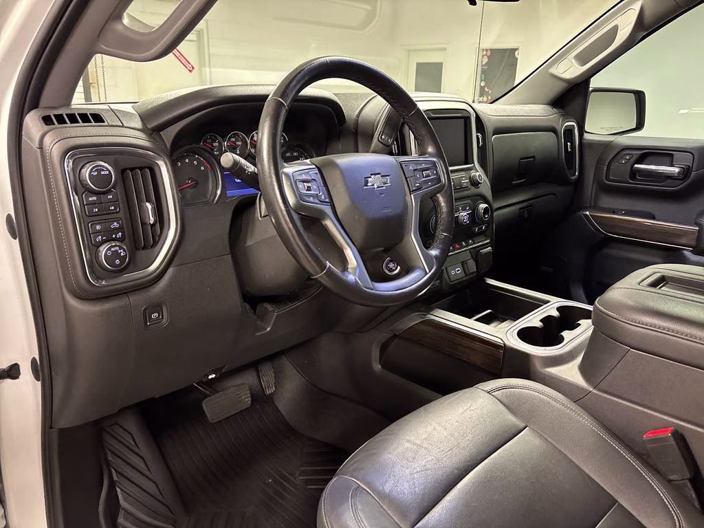 2022 Summit White Chevrolet Silverado 1500 LTD LT Trail Boss 4X4 Truck
