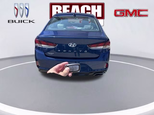 2019 Lakeside Blue Hyundai Sonata SEL FWD Sedan